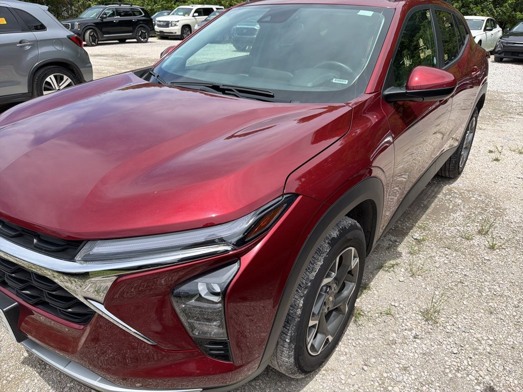 2025 Chevrolet Trax's photo
