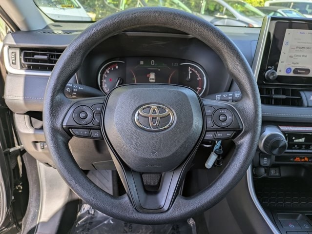 Thumbnail: 2025 Toyota RAV4 - 22