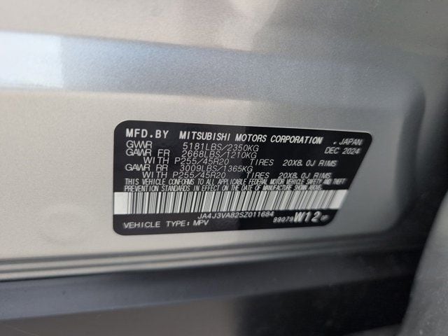 Thumbnail: 2025 Mitsubishi Outlander - 36