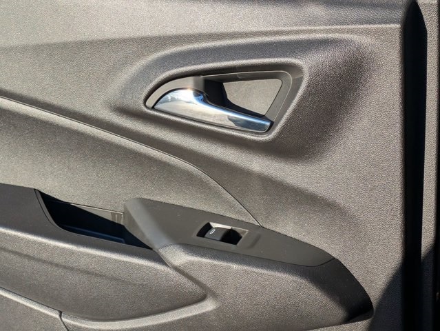 Thumbnail: 2025 Chevrolet Trax - 21