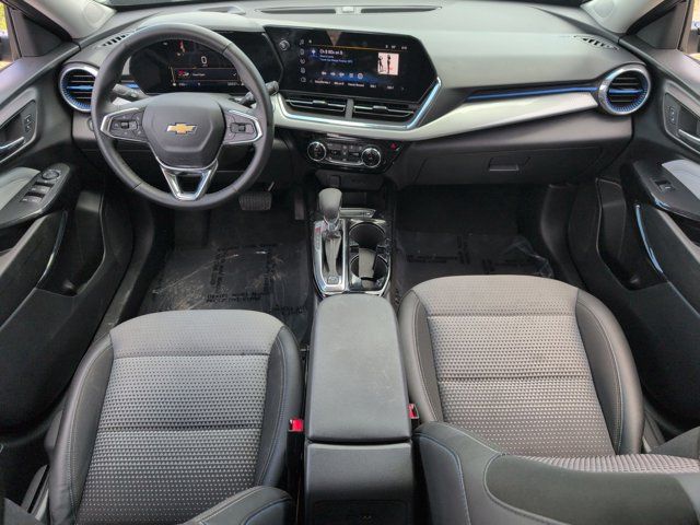 Thumbnail: 2025 Chevrolet Trax - 25