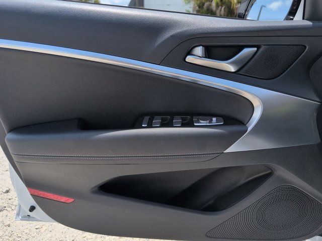 Thumbnail: 2025 Genesis G70 - 11