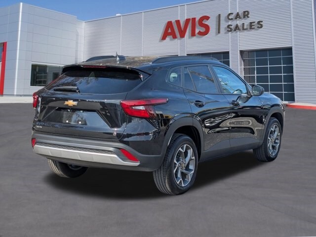 Thumbnail: 2025 Chevrolet Trax - 6