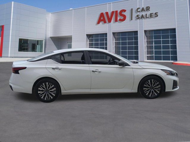 Thumbnail: 2025 Nissan Altima - 5