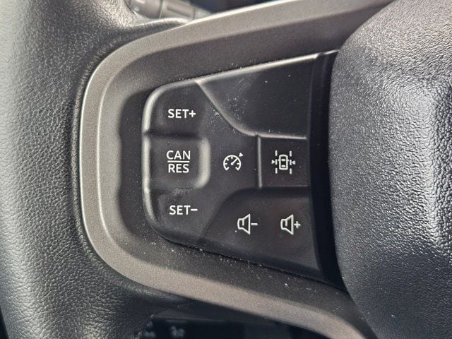 Thumbnail: 2025 Ford Bronco - 21