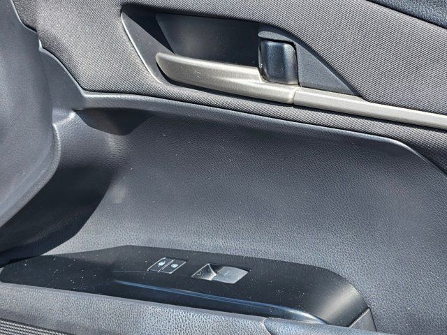 Thumbnail: 2025 Toyota Camry - 34