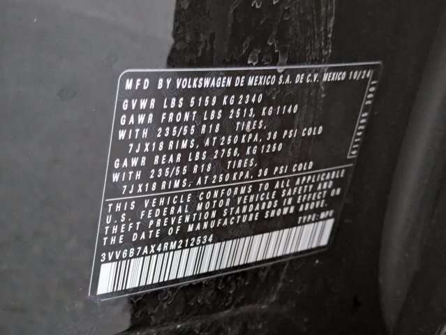 Thumbnail: 2024 Volkswagen Tiguan - 30