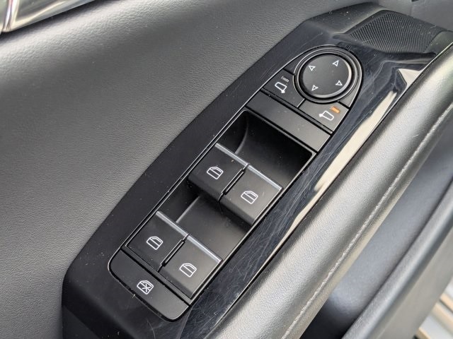 Thumbnail: 2025 Mazda Mazda3 - 15