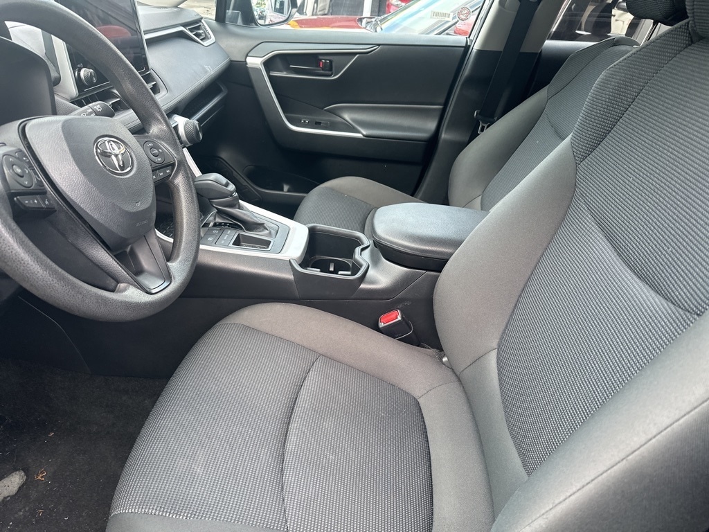 Thumbnail: 2024 Toyota RAV4 - 4