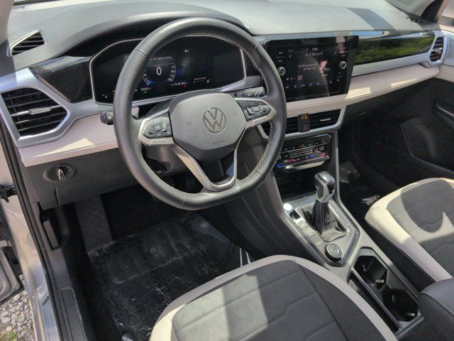 Thumbnail: 2025 Volkswagen Taos - 15