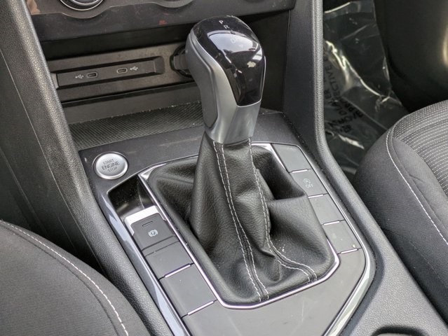 Thumbnail: 2024 Volkswagen Tiguan - 11