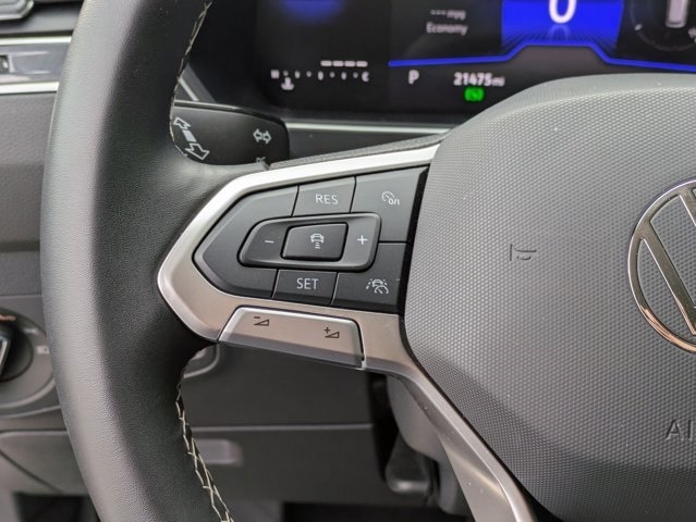 Thumbnail: 2024 Volkswagen Tiguan - 13