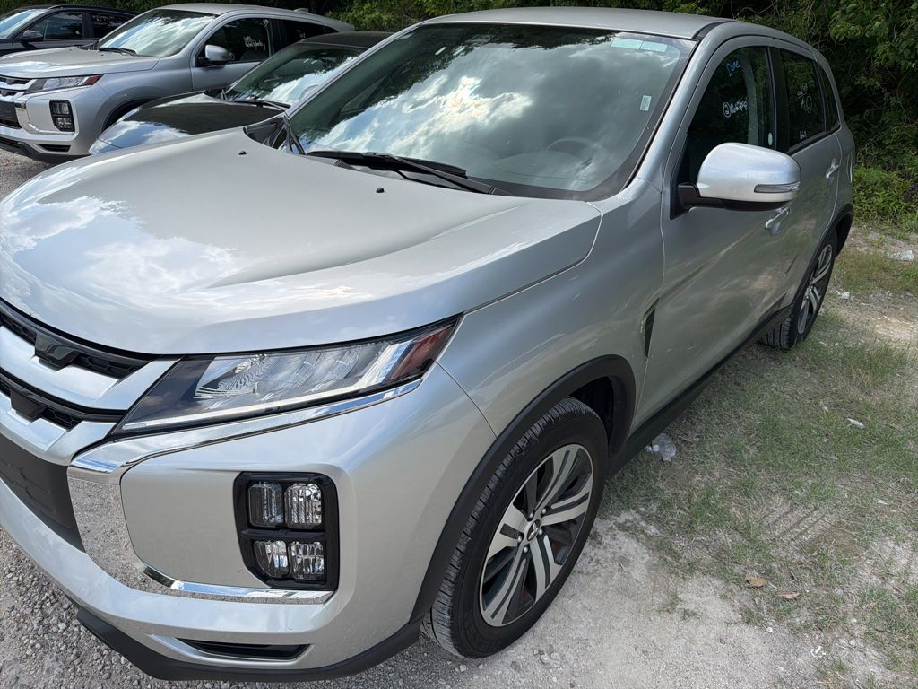 2025 Mitsubishi Outlander Sport's photo