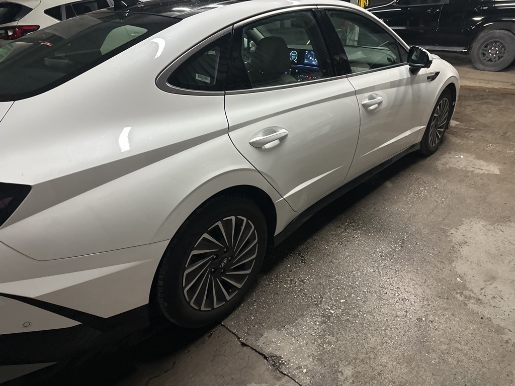 Certified 2024 Hyundai Sonata Hybrid Limited Sedan