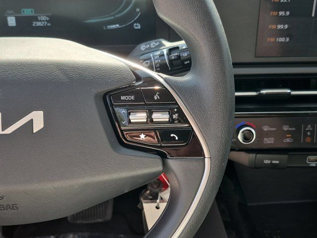 Thumbnail: 2025 Kia Niro - 21