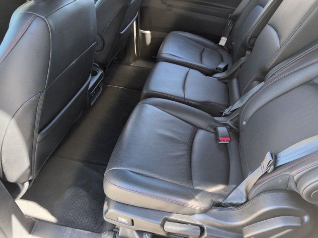 Thumbnail: 2025 Honda Odyssey - 26