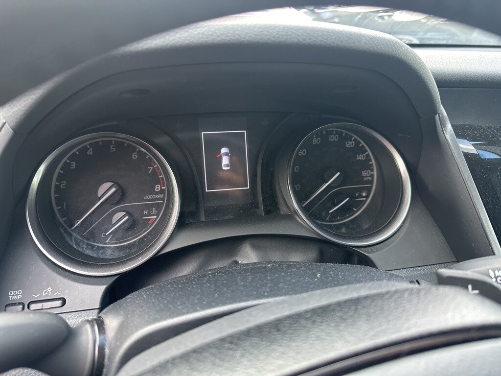 2024 Toyota Camry SE photo 4