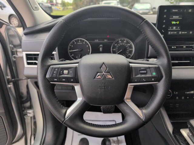 Thumbnail: 2025 Mitsubishi Outlander - 23
