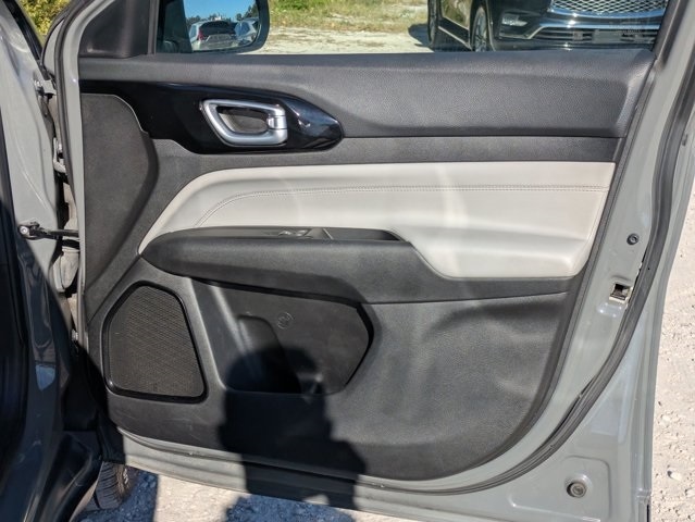 Thumbnail: 2023 Jeep Compass - 27