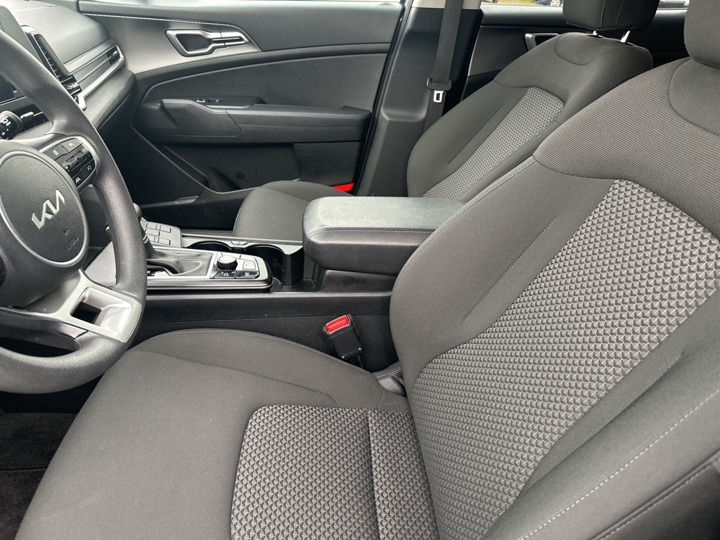 Thumbnail: 2024 Kia Sportage - 6