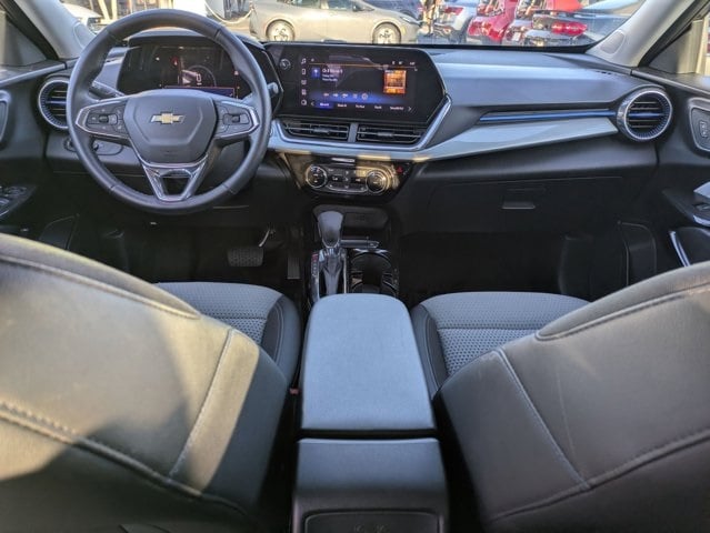 Thumbnail: 2025 Chevrolet Trax - 19