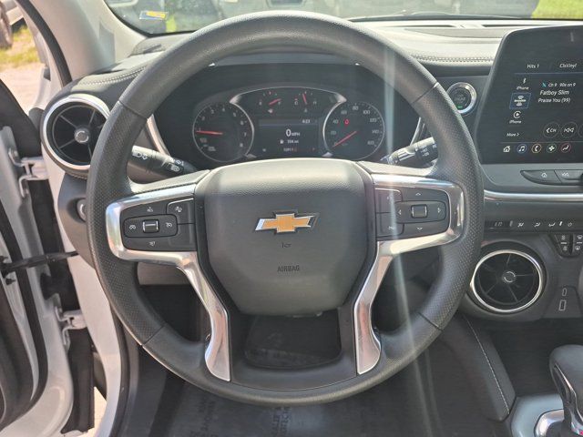 Thumbnail: 2025 Chevrolet Blazer - 22
