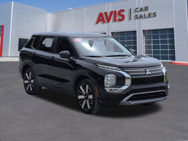 Thumbnail: 2025 Mitsubishi Outlander - 3