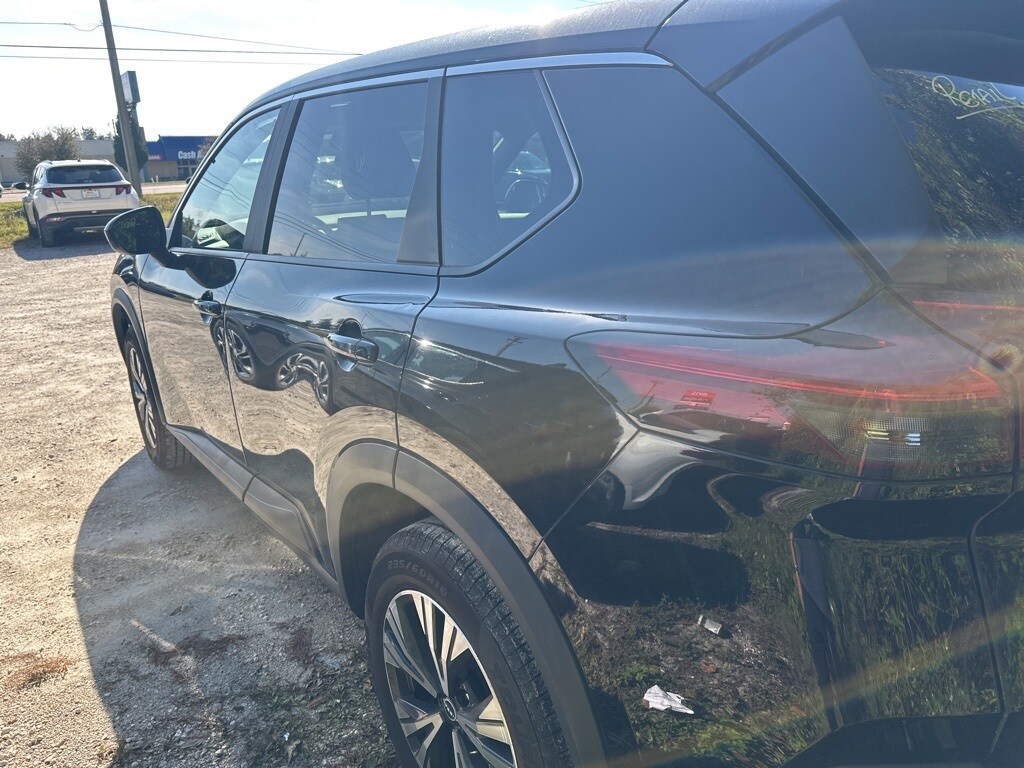 Thumbnail: 2023 Nissan Rogue - 3