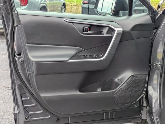 Thumbnail: 2024 Toyota RAV4 - 11