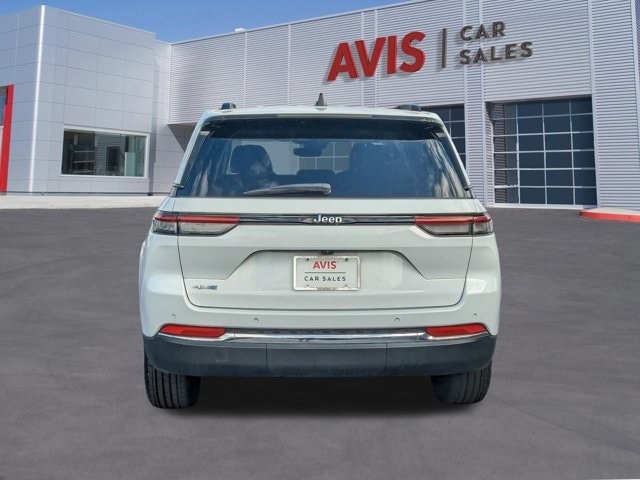 Thumbnail: 2023 Jeep Grand Cherokee - 9