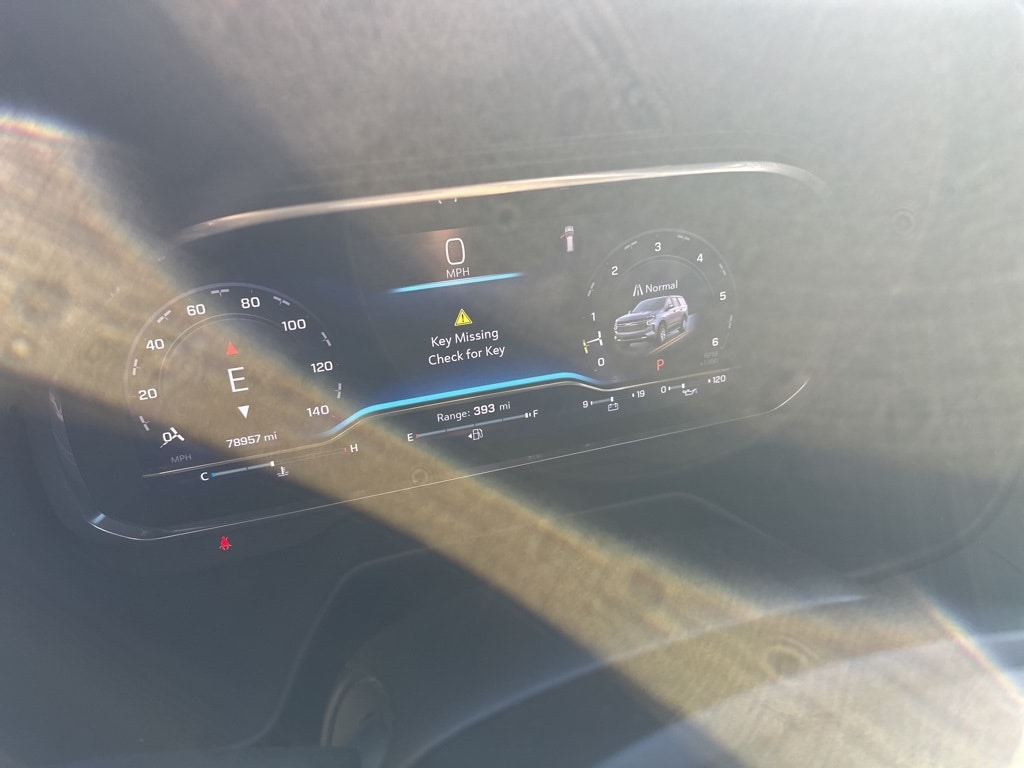 Thumbnail: 2023 Chevrolet Suburban - 7