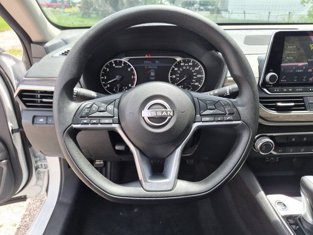 Thumbnail: 2025 Nissan Altima - 22
