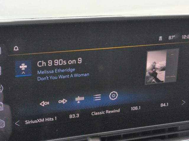 Thumbnail: 2025 Chevrolet Trax - 18