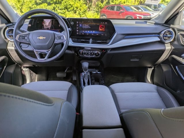 Thumbnail: 2025 Chevrolet Trax - 22