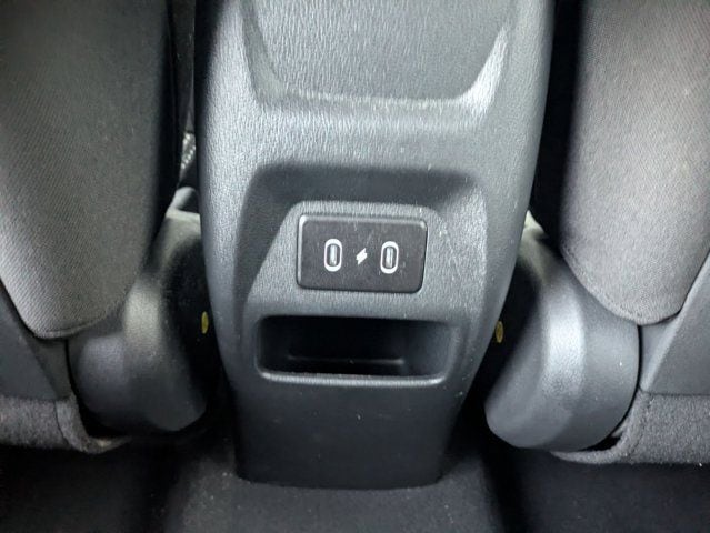 Thumbnail: 2025 Hyundai Venue - 23