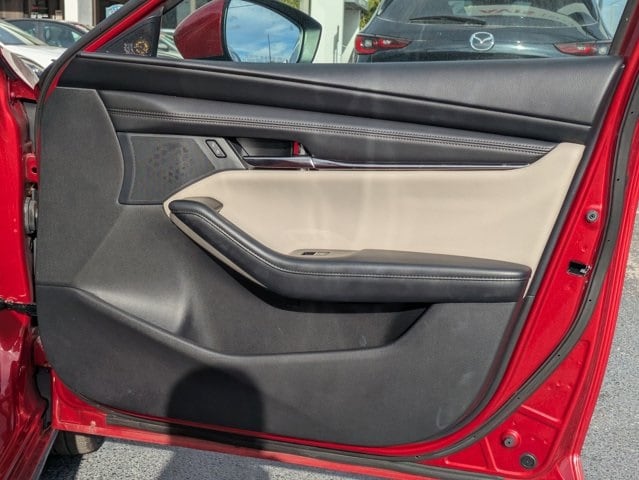 Thumbnail: 2025 Mazda Mazda3 - 26