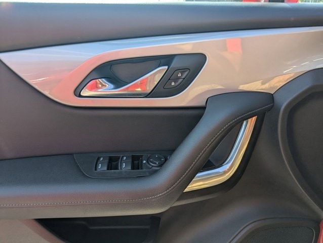 Thumbnail: 2021 Chevrolet Blazer - 3