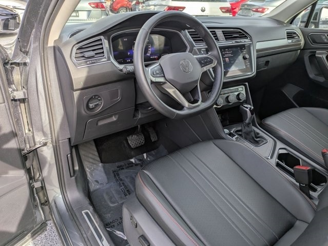 Thumbnail: 2024 Volkswagen Tiguan - 5