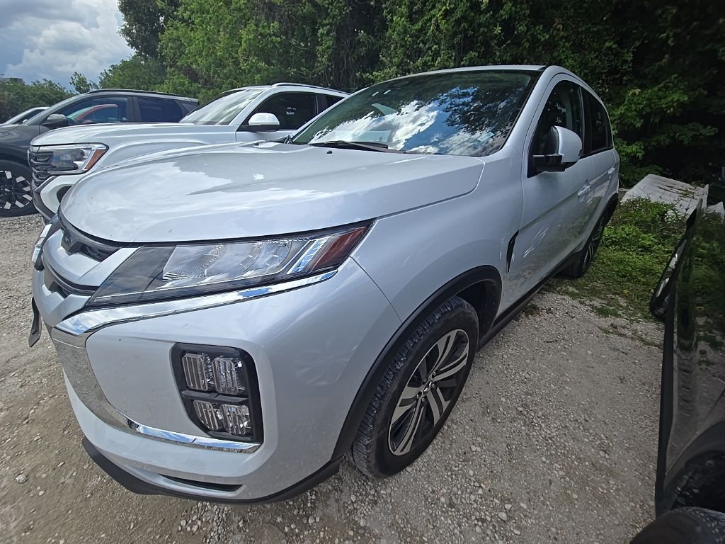 2025 Mitsubishi Outlander Sport 2.0 SE AWC CVT's photo