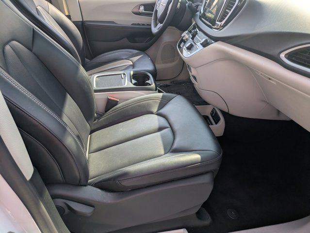 Thumbnail: 2024 Chrysler Pacifica - 29