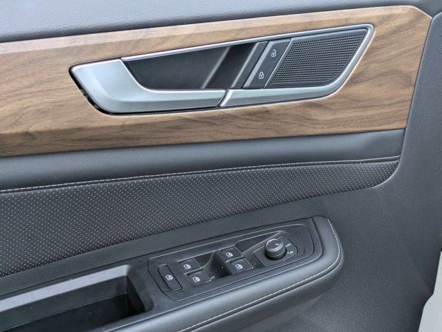 Thumbnail: 2025 Volkswagen Atlas - 13