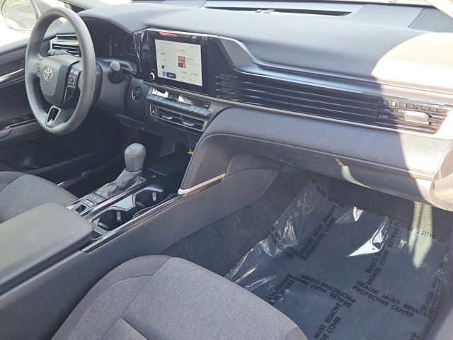 Thumbnail: 2025 Toyota Camry - 32