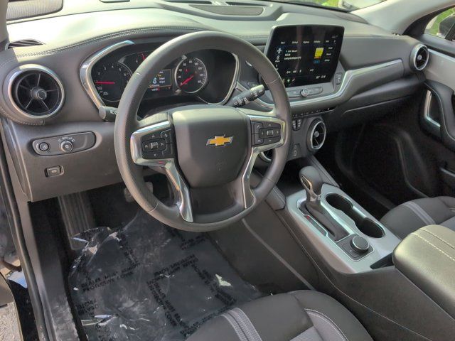 Thumbnail: 2025 Chevrolet Blazer - 15