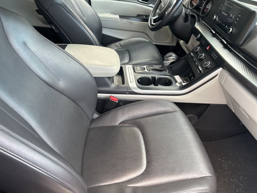 Thumbnail: 2024 Kia Carnival - 13