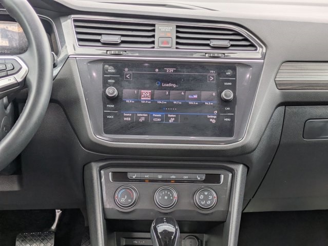 Thumbnail: 2024 Volkswagen Tiguan - 10