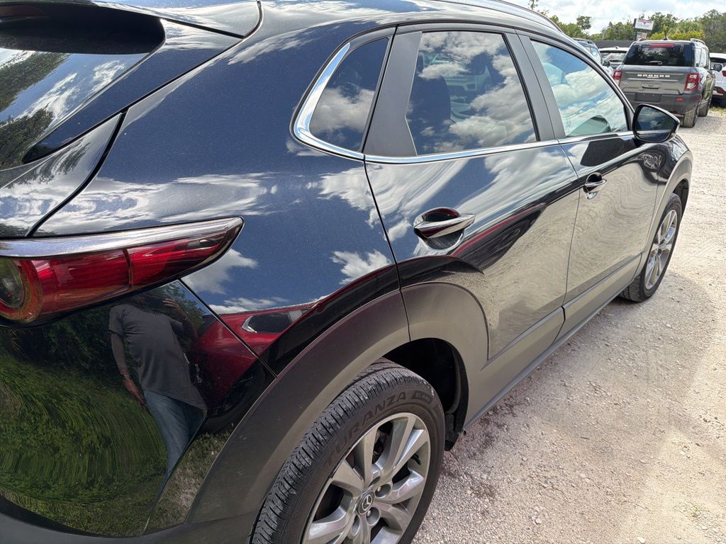 Thumbnail: 2025 Mazda CX-30 - 4