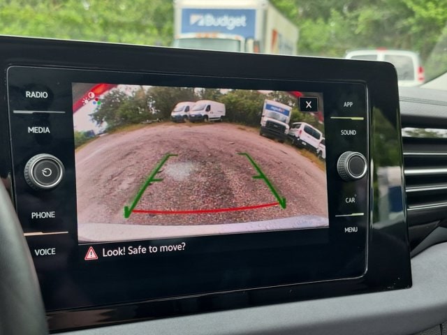 2025 Volkswagen Jetta SE - Photo 17