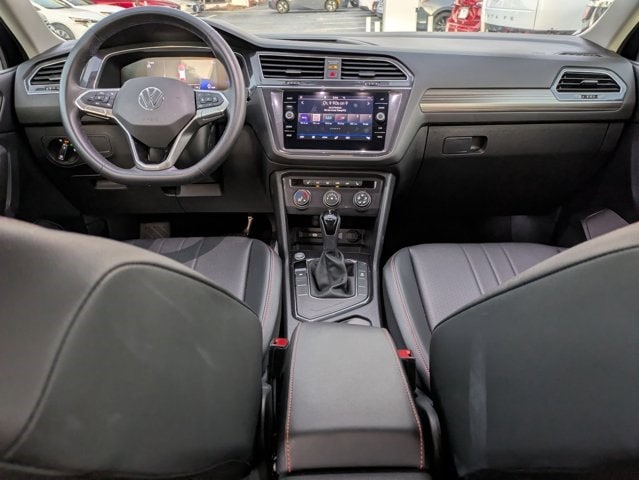 Thumbnail: 2024 Volkswagen Tiguan - 19