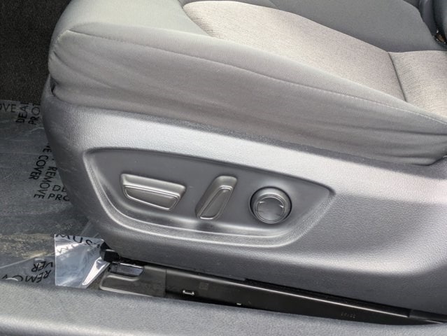 Thumbnail: 2024 Toyota Camry - 15