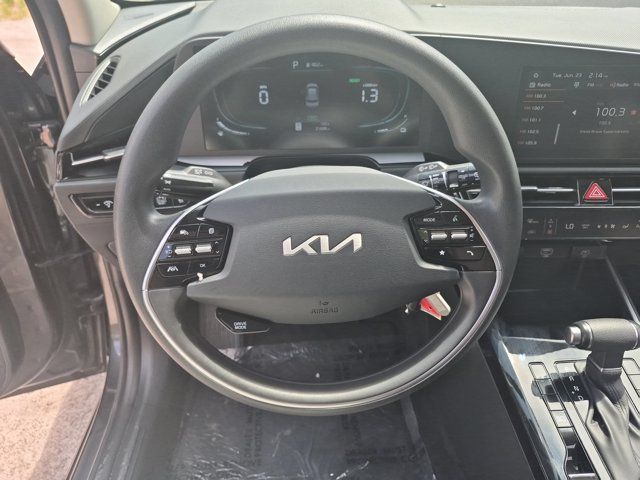 Thumbnail: 2025 Kia Niro - 22